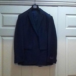 Brand new 3 piece suit